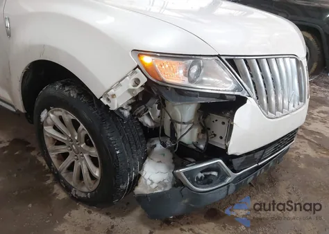 2013 Lincoln Mkx z USA, uszkodzony, nr VIN 2LMDJ8JK1DBL47743